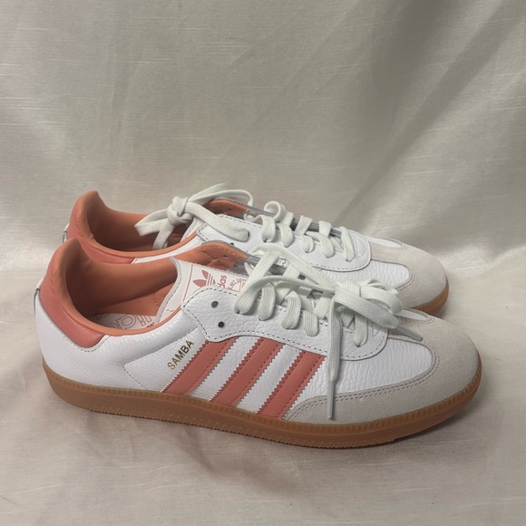 Adidas White and Coral Sambas - Picture 4 of 4